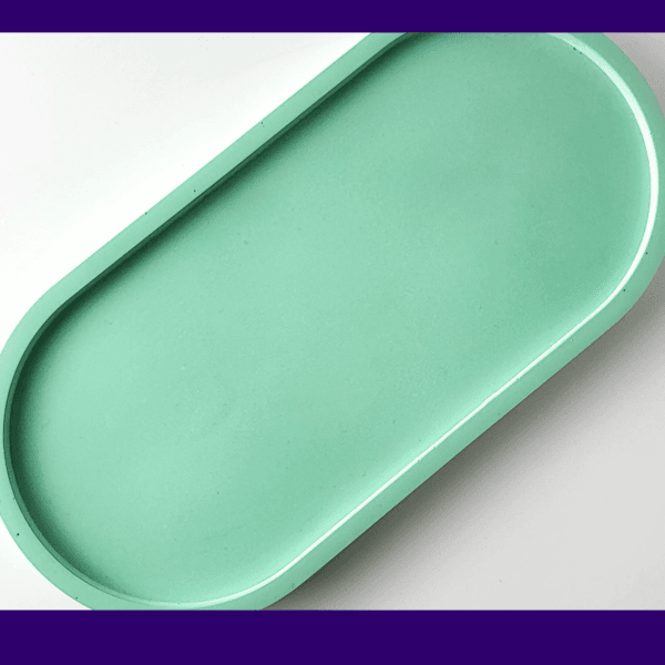 Green Oval Eco-Resin Tray